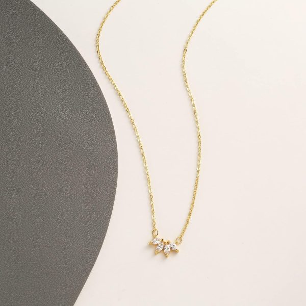 Art Deco Diamond Necklace for Women. Fine Metals Leaf Pendant Necklace, Multi-Layered CZ Necklace, Simple Choker for Women Fashion Jewelry Gift - 图片 5